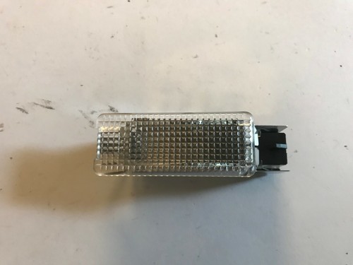 93 - 04 Volvo Under Dash Foot Well Light 850 940 960 C70 S70 S90 V70 V70 XC V90 - Picture 3 of 5