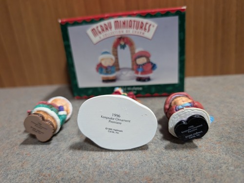 1996 Hallmark Merry Miniatures Bashful Mistletoe Ornaments 3pc Set - Bild 2 von 4
