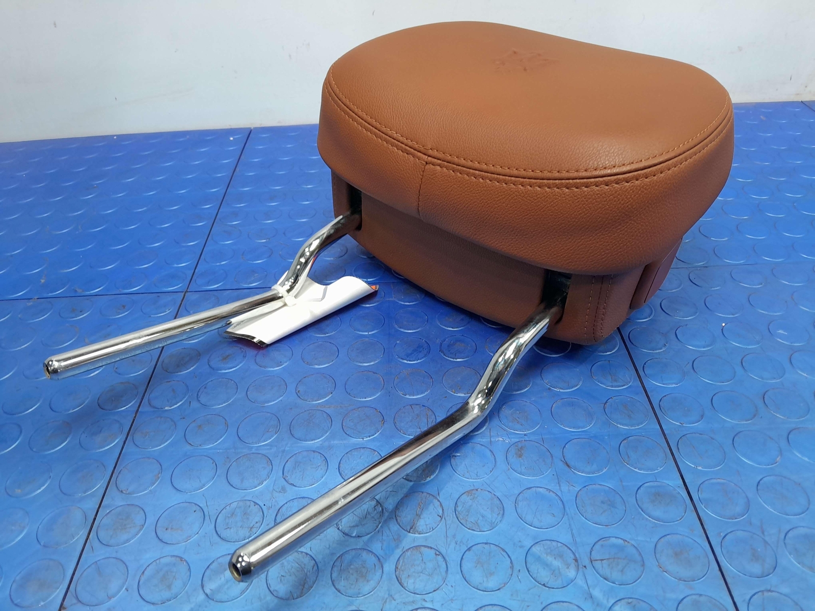 14-24 Maserati Ghibli Front Seat Headrest Brown Leather Left or Right Side OEM