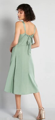 hutch amara dress green ModCloth Tie-Back Midi Fit & Flare Satin Size 4 Lined Pockets Corset pleated tulle dress