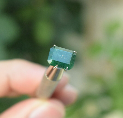 1.25 Ct Natural Top Green Swat Emerald Cut Gemstone From Pakistan. - Picture 5 of 10