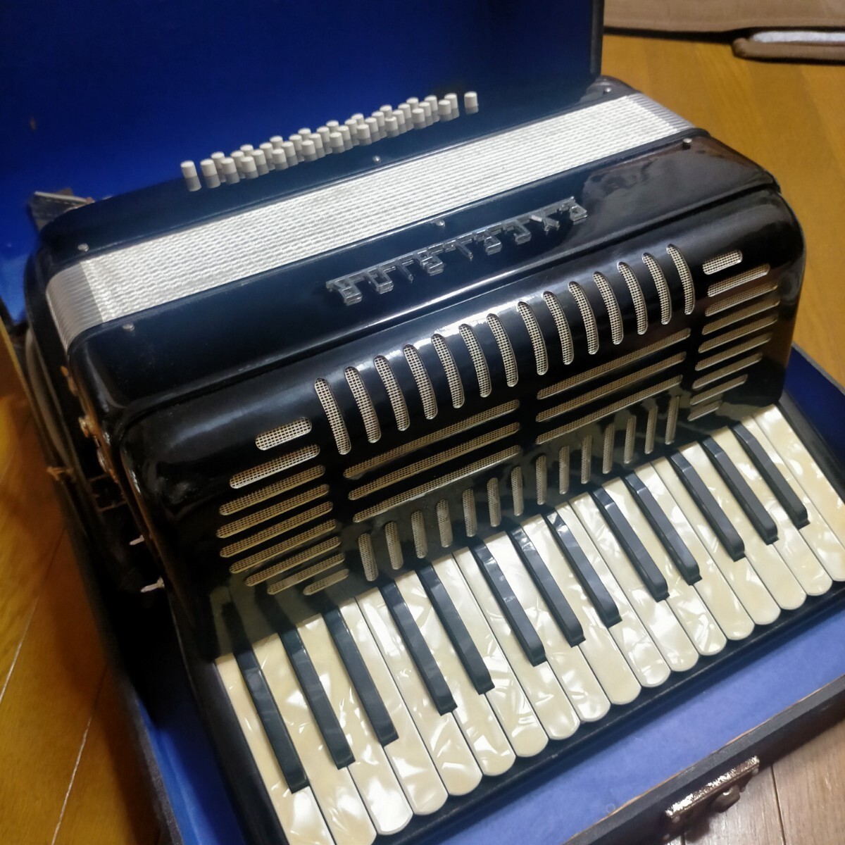 エキセルシャー　excelsior NO.536 アコーディオン イタリア製 Excelsior model NO.536 accordion made in Italy Used Very