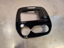 RENAULT CAPTUR 1 PHASE 2 0.9 TCE 90HP GPS SCREEN FACADE INSERT COVER 682701605R