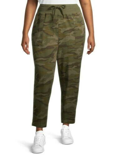 Terra & Sky Women's Camo Green Stretch Utility Capri Pants (0X) 14W - Picture 2 of 7