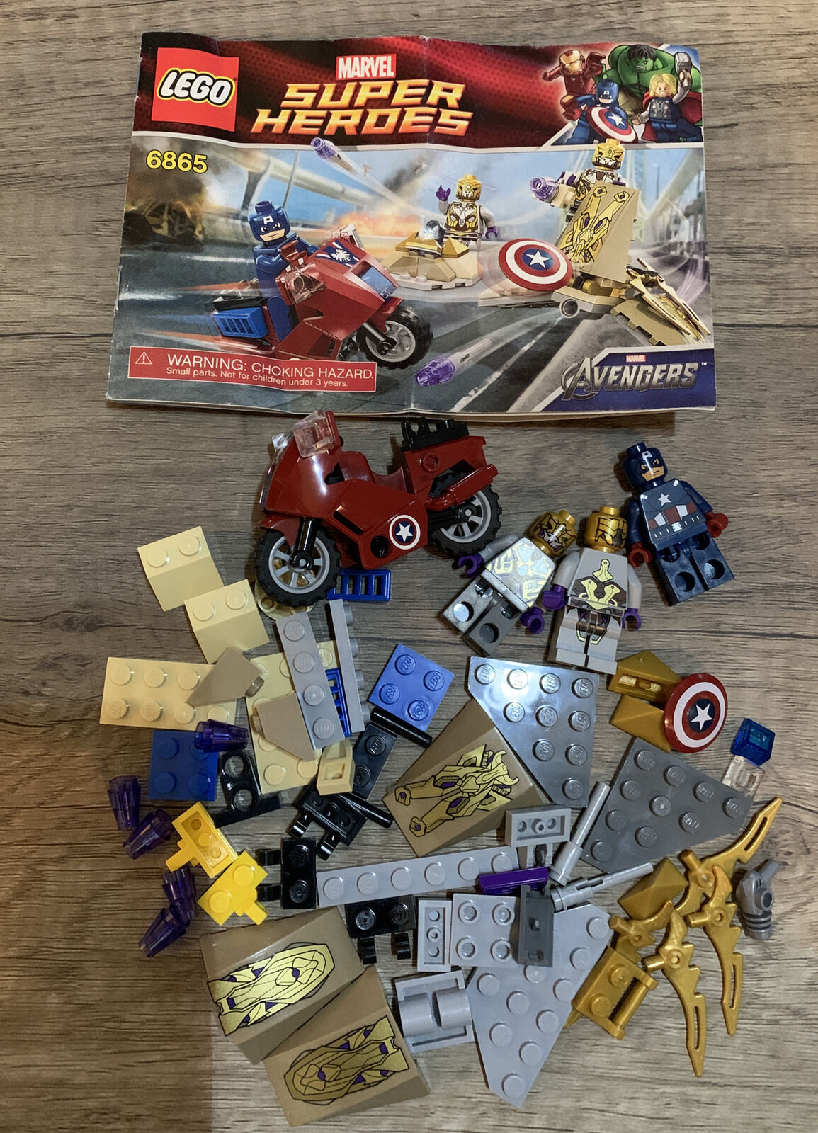 LEGO Marvel 6865 Captain America’s Avenging Cycle 100% complete w/Manual NO BOX