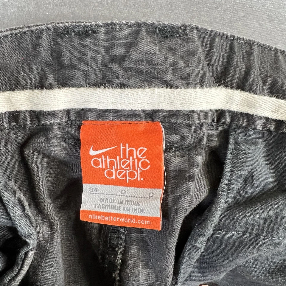Pantalones Cortos De Colección Nike Cargo Para Hombres 34 Gris Ripstop Travis Scott Swoosh Años 2000 Y2K Foto 4 de 4