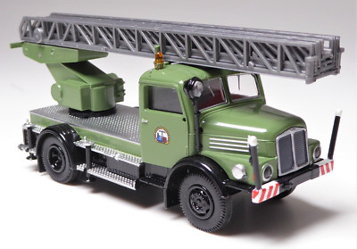 H0 BREKINA IFA S 4000-1 Drehleiterfahrzeug DL 25 Feuerwehr Sonneberg DDR # 71733