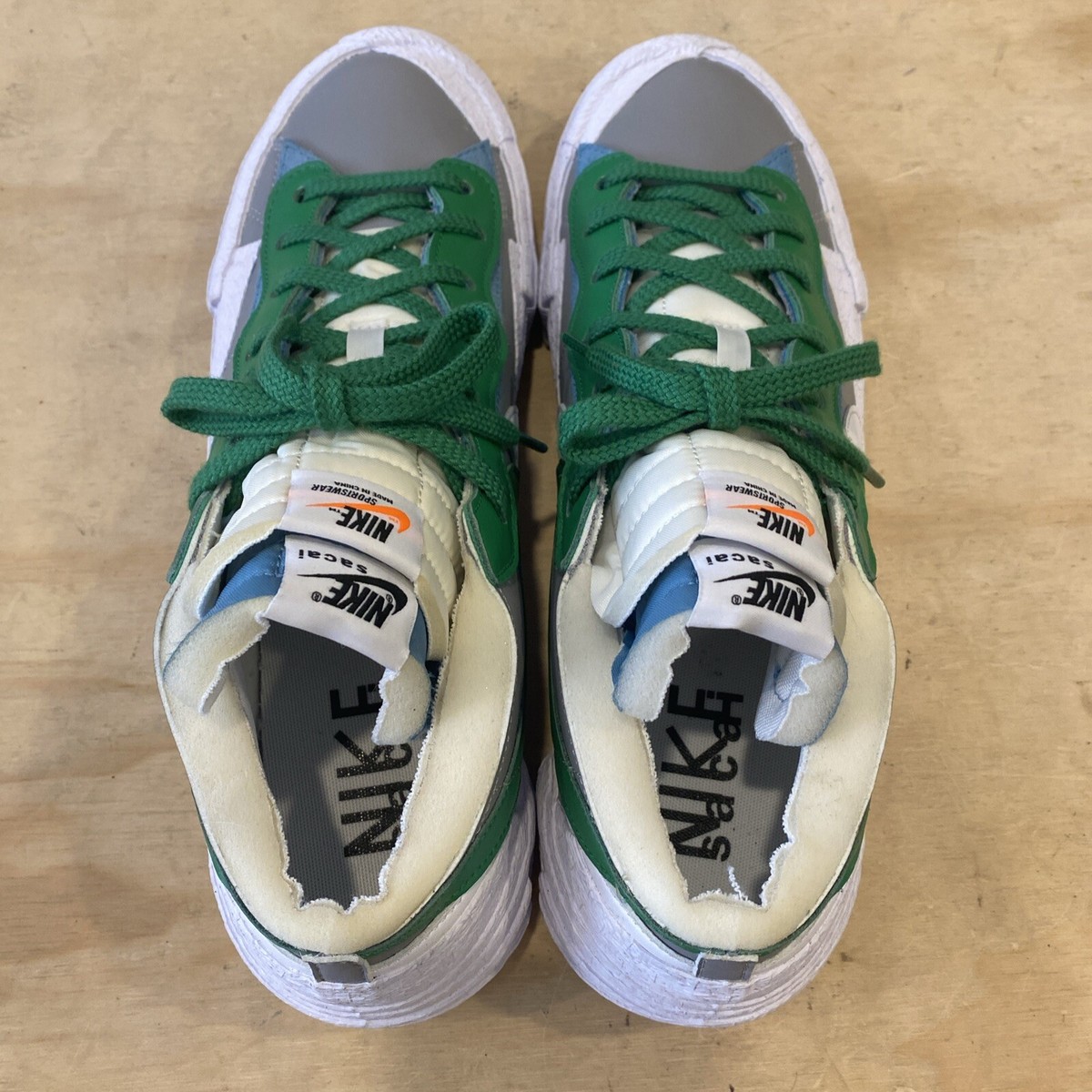 1120) NIKE X SACAI BLAZER LOW CLASSIC GREEN/GREY DD1877-001