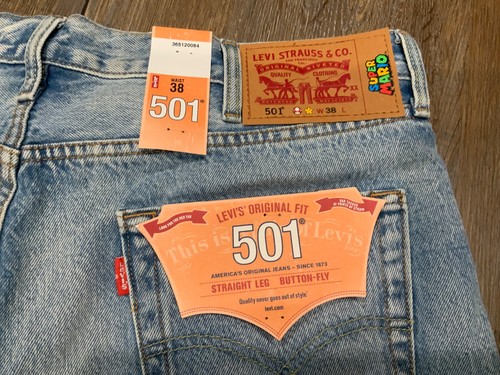 New LEVI'S 501 X Super Mario Denim Shorts Blue Irregular Mens W38 - Picture 11 of 11