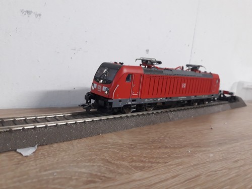 Trix 22689 H0. BR 147  ,   DDC  Sound (Vitrinenmodell) neuwertig | Condition: Gebraucht
