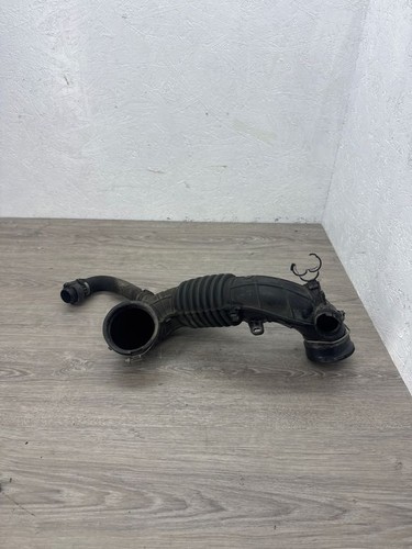 BMW 3 F30 F35 F31 2014 Diesel 135kW Ansaugrohr Ansaugschlauch Turbolader 7810745