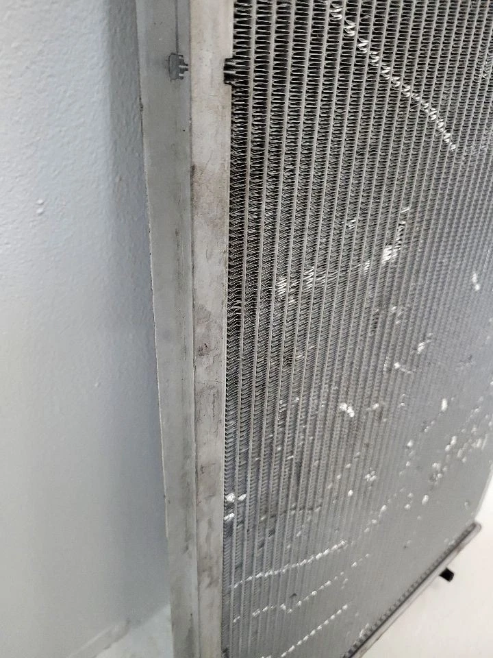 2009-2017 VOLKSWAGEN CC 2.0L Radiator 5K0121251AA 09-17     Foto 4 de 4