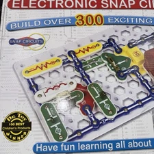 ELENCO Snap Circuits Jr.� 100 Experiments Electronics Discovery Kit