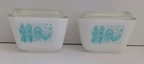 2 Vintage Pyrex 501B 1 1/2 Cup Amish Print Refrigerator Dish Lid Turquoise - EUC