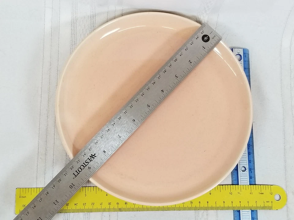 2 Oneida Russel Wright Dinner Plates Round 9 3/8” Coral Pink Stoneware MCM - Image 3 of 4