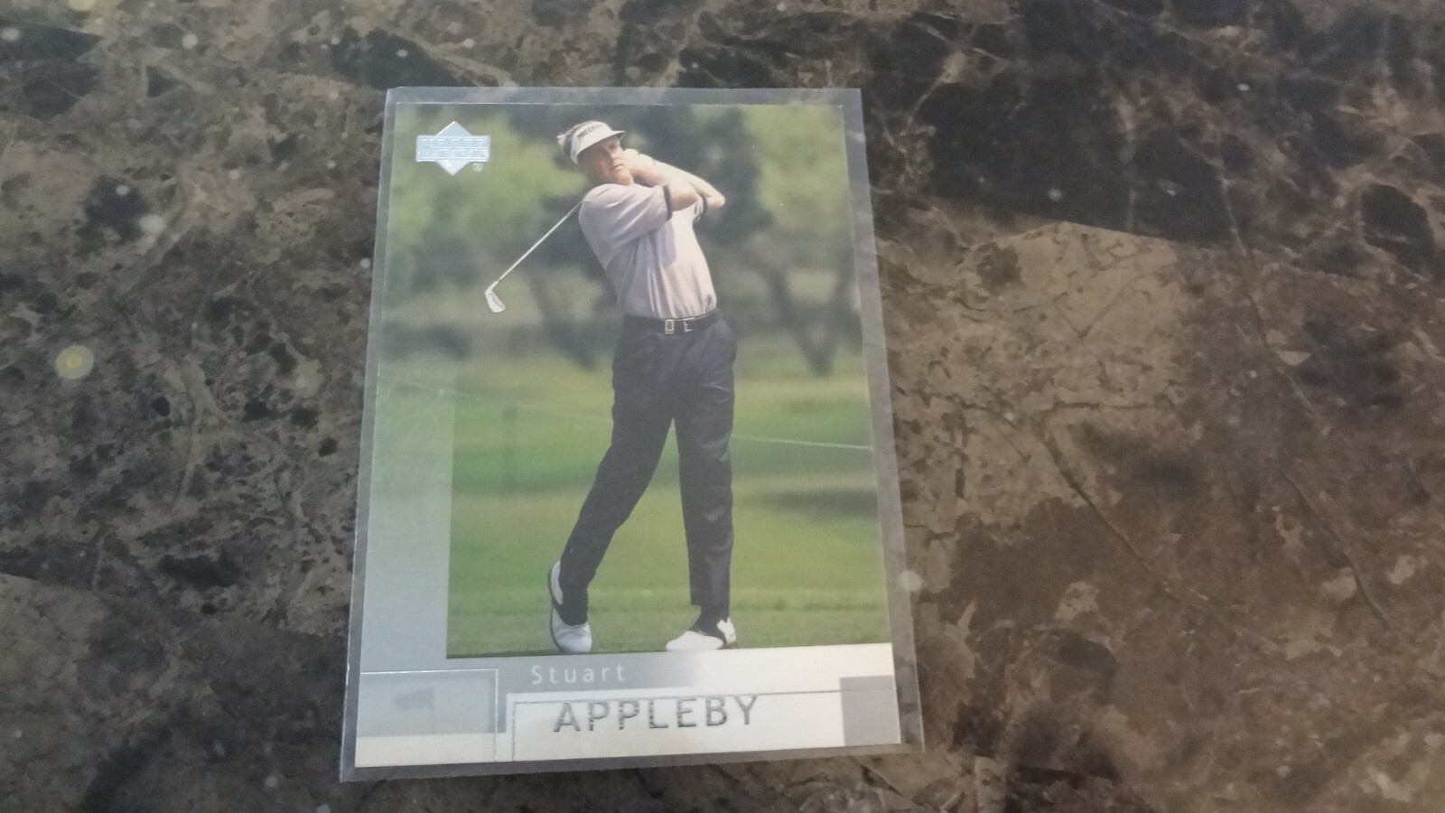 2002 UPPER DECK # 17 STUART APPLEBY  (STAIN BOTTOM) GOLF CARD