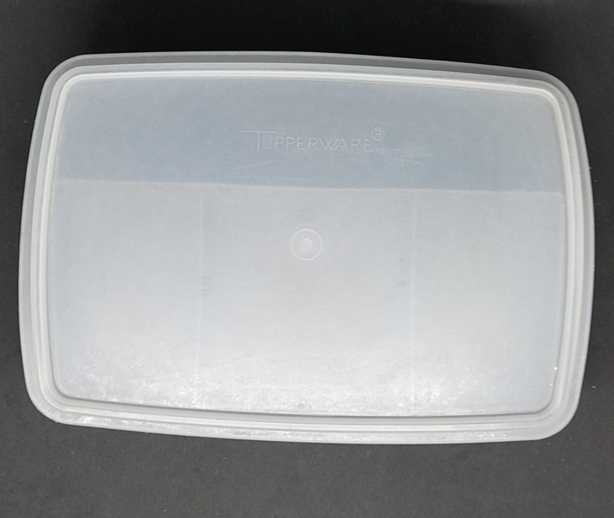 Boîte Tupperware à Compartiments Avec Couvercle à Vis - Idéale Couture/Pêche