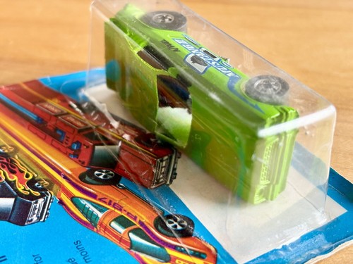UNPUNCHED Hot Wheels ULTRARARE GREEN Flying Colors Ford Mustand Show Hoss II 30 - Picture 6 of 8