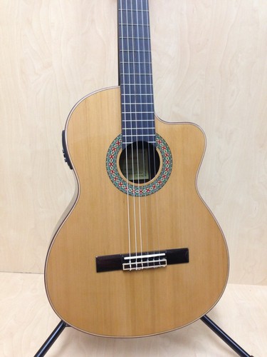 Miguel Rosales HS20CEQN Solid Cedar Top Classical Guitar with EQ + Accessories - Picture 6 of 10