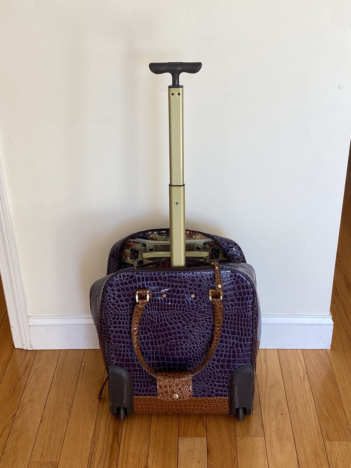 Samantha Brown Purple Croco Embossed Rolling Carryon Suitcase 20x16x9