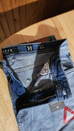 Henleys Mens MAYHEN slim fit denim jeans. W40 L32. - Picture 5 of 7