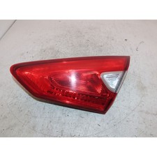 Feu arrière Nissan Pulsar
