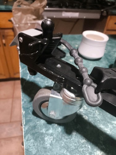 Manfrotto 127VS Variable Spread Video Dolly with 3-Inch wheels - Picture 7 of 7