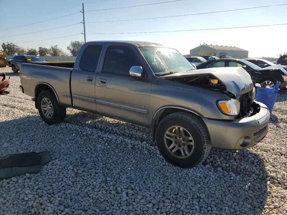 (LOCAL PICKUP ONLY) Back Glass Crew Cab Sliding Without Solar Fits 00-06 TUNDRA Foto 4 de 4