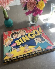 Bingo Game 1941 Lowe Company Inc Vintage WWII Era - In tact Beautiful Condition