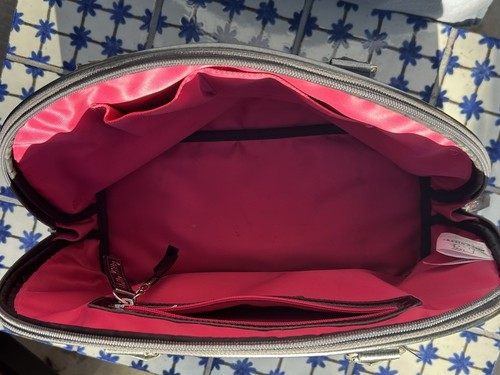 Loungefly Sanrio Hello Kitty Bowler Tote Large Bag Embossed City Bag Silver Gray - Picture 8 of 12