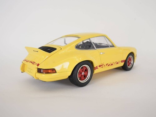 Modellino Ebbro 1/24 Porsche 911 Carrera RS scala gialla minicar da collezione - Foto 5 di 9