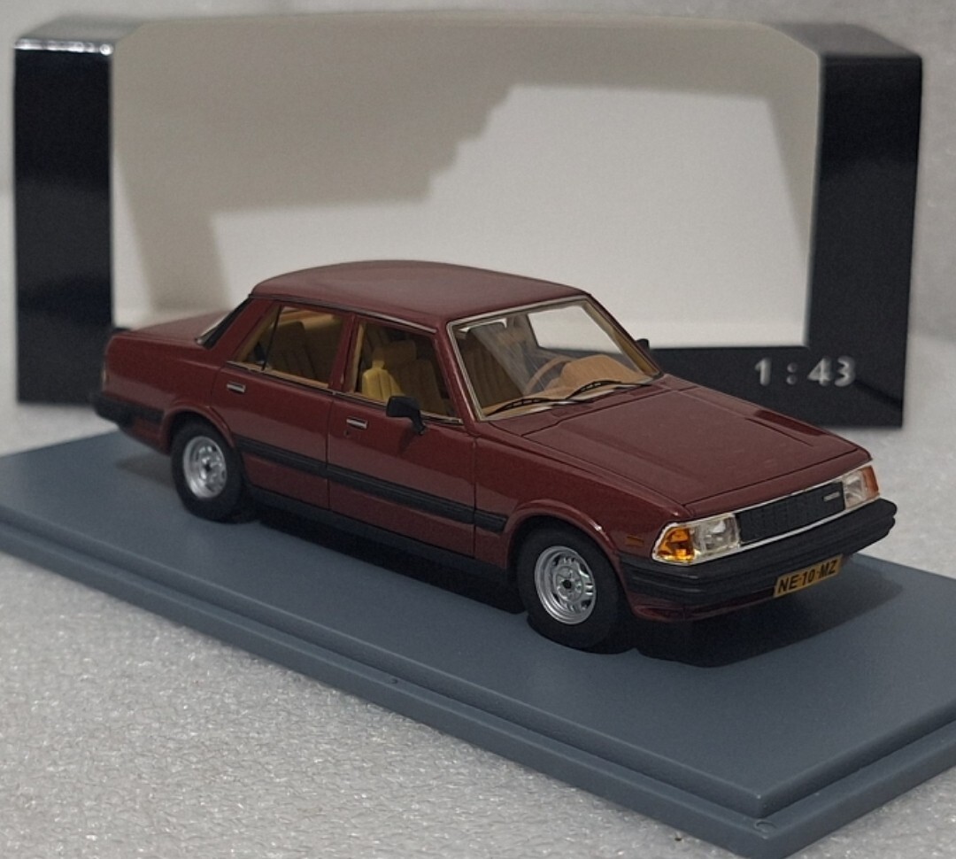 Mazda 626 MKI Sedan 4-Door 1980 Bordeaux 1:43 Neo 44010 EXTREMELY