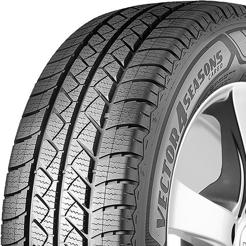 Pneu utilitaire 225/65 R16C Goodyear Vector 4Seasons à haute adhérence sur sol mouillé