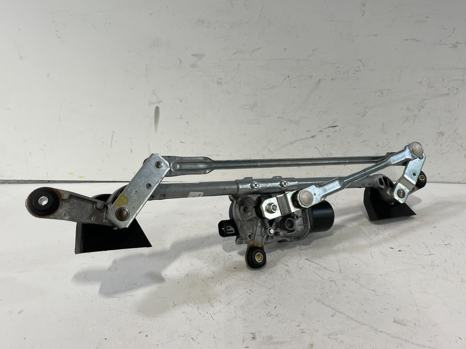 1320 INFINITI JX35 QX60 WINDSHIELD WIPER TRANSMISSION LINKAGE W/ MOTOR