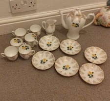 Vintage Roslyn Fine Bone China Tea Set - Yellow Rose Design