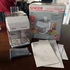 SINGER 'JUICE GIANT' Model #774 Fruit & Vegetable Juice Extractor Juicer