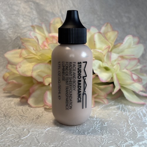 MAC Studio Radiance Face & Body Radiant Sheer Foundation N3 1.7oz NWOB Free Ship