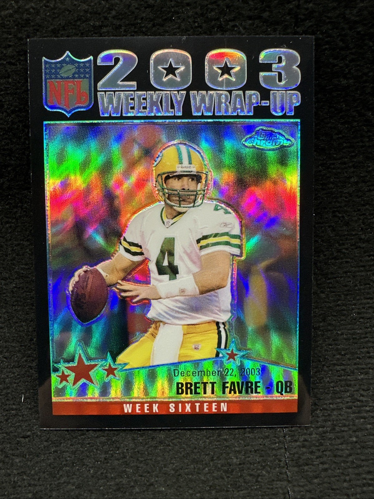 Brett Favre 2004 Topps Chrome #161 Weekly Wrap Up - Black Refractor /100 RAW