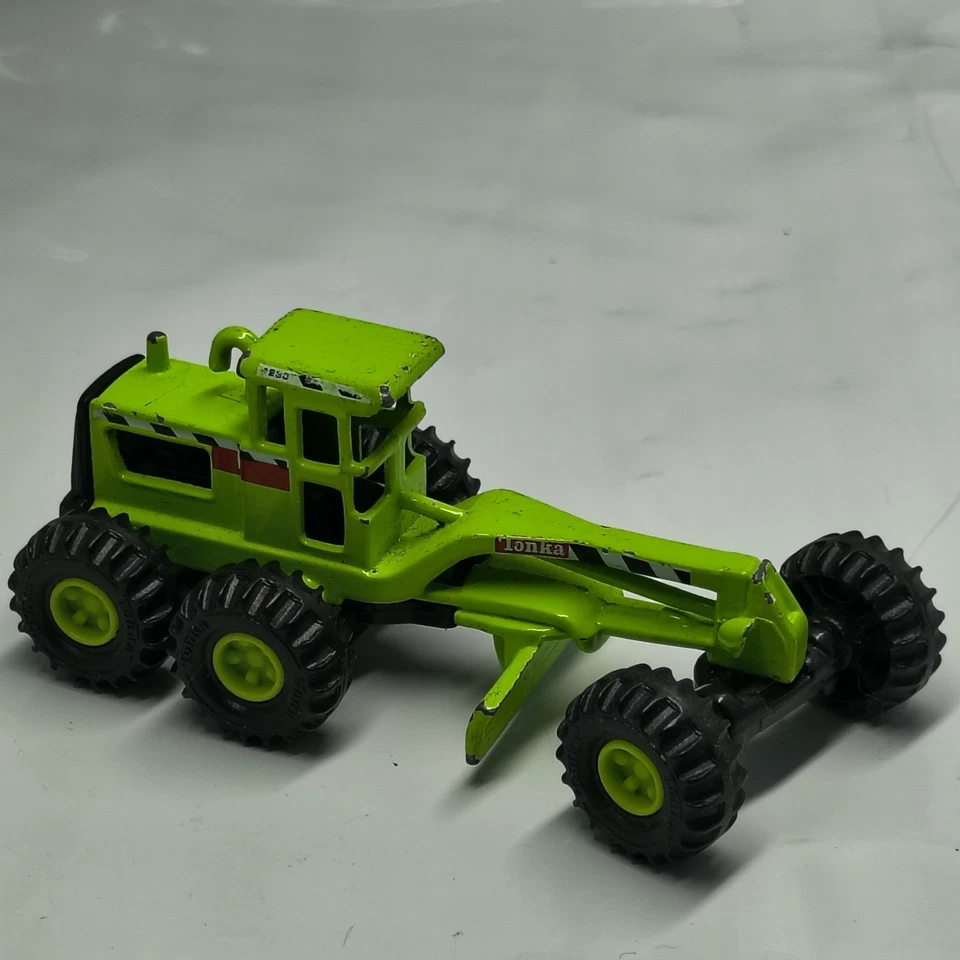 Maisto Tonka Hasbro 1998 Mini Road Grader Green Diecast 1:64 Vintage Toy - Image 2 of 4