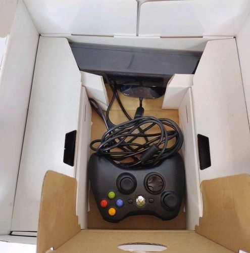 Xbox 360 Kinect System Special Edition 250GB Bundle Complete With Box Working - Picture 14 of 16