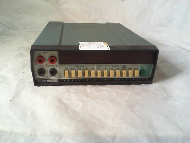 FLUKE 8600A Digital Voltmeter Multimeter LED W/O Power Cord-Used - Bild 1 von 1