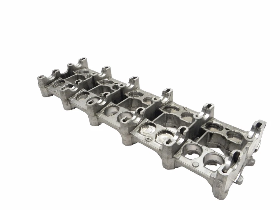 Juego de árbol de levas de escape de admisión con carcasa portadora para 02-06 Sprinter 2500 3500 OM647 Foto 3 de 4