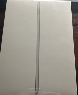 Apple iPad (9th Generation) A2602 256 GB, Wi-Fi, 10.2 in - Silver