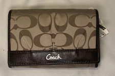 Coach soho signature sateen pleated compact clutch wallet 44530 Nwt