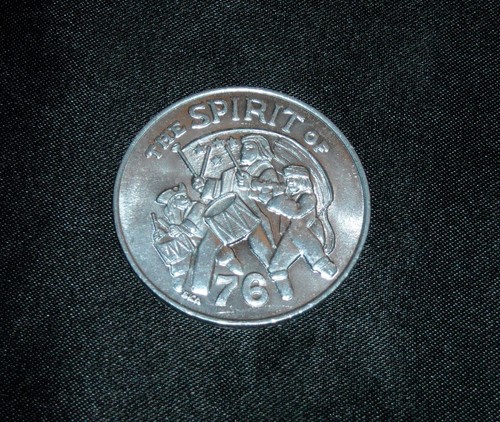 KREWE OF BACCHUS US 1976 BICENTENNIAL PERRY COMO NEW ORLEANS MARDI GRAS DOUBLOON - Picture 1 of 2