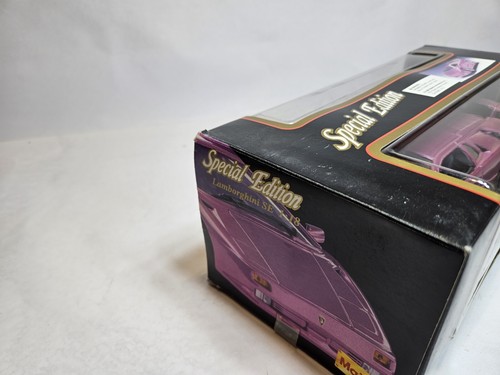 Maisto Lamborghini SE 1994/1995 Special Edition 30th Anniversary Diecast 1:18 - Picture 8 of 10