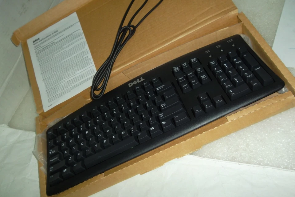 Dell RT7D20 PS/2 Keyboard Wired QuietKey QWERTY Layout 04N454 GENUINE OEM NEW - Image 2 of 4