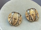 Vtg 1960's Sarah Coventry Gold Plated Clip On Earrings- Costume Jewelry