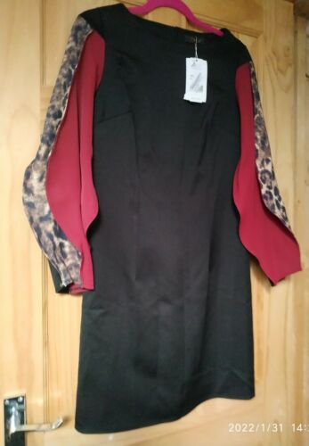 Fitted Black Dress Leopard Sleeves Maroon Gdg Actuel Size 10 - Picture 1 of 9