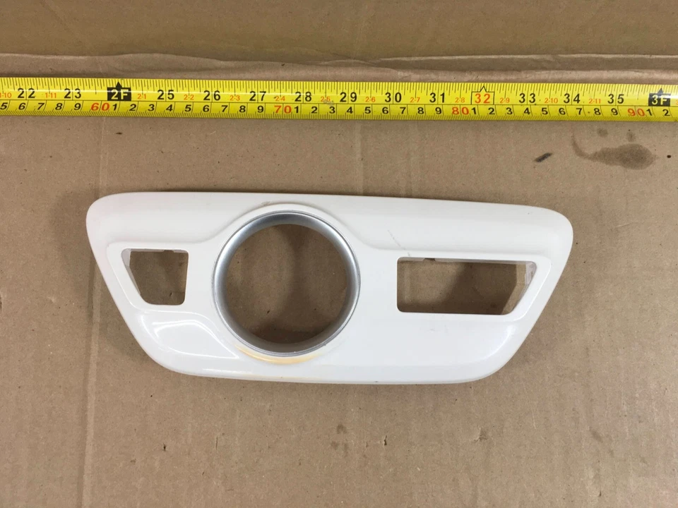 Toyota Prius Prime 2016-2018 ajuste automático de nivel de cambio de marchas blanco OEM. Foto 4 de 4